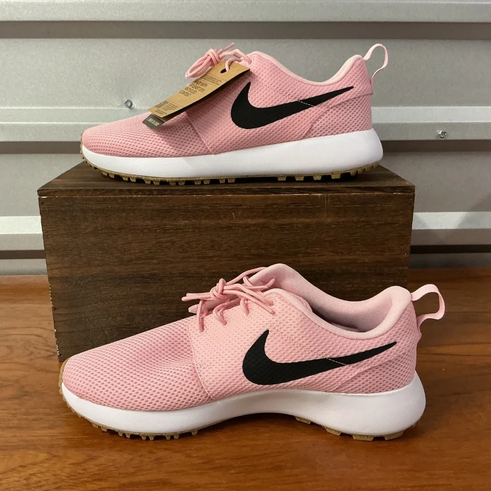 Nike Men Roshe G Next Nature Pink Gum Spikeless Golf Shoe DV1202-601 Size 10
